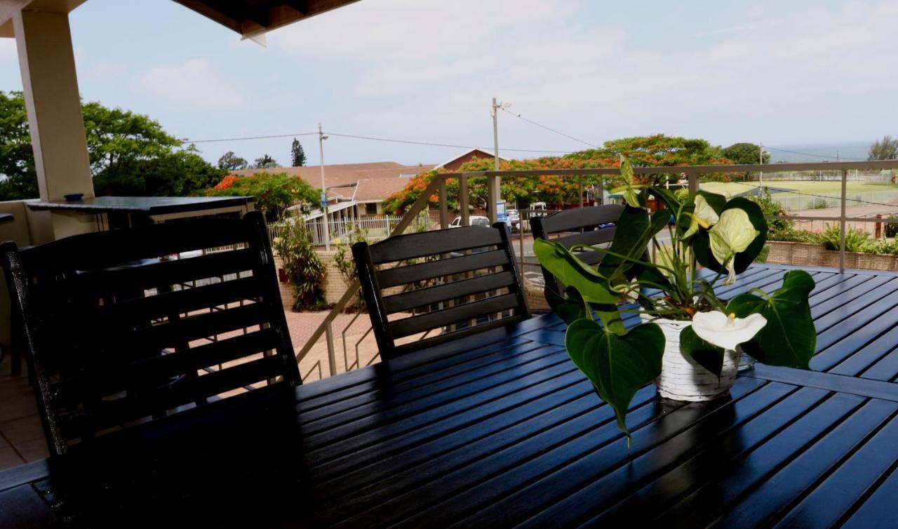 Bed and Breakfast Chopper Corner La Lucia Exterior foto